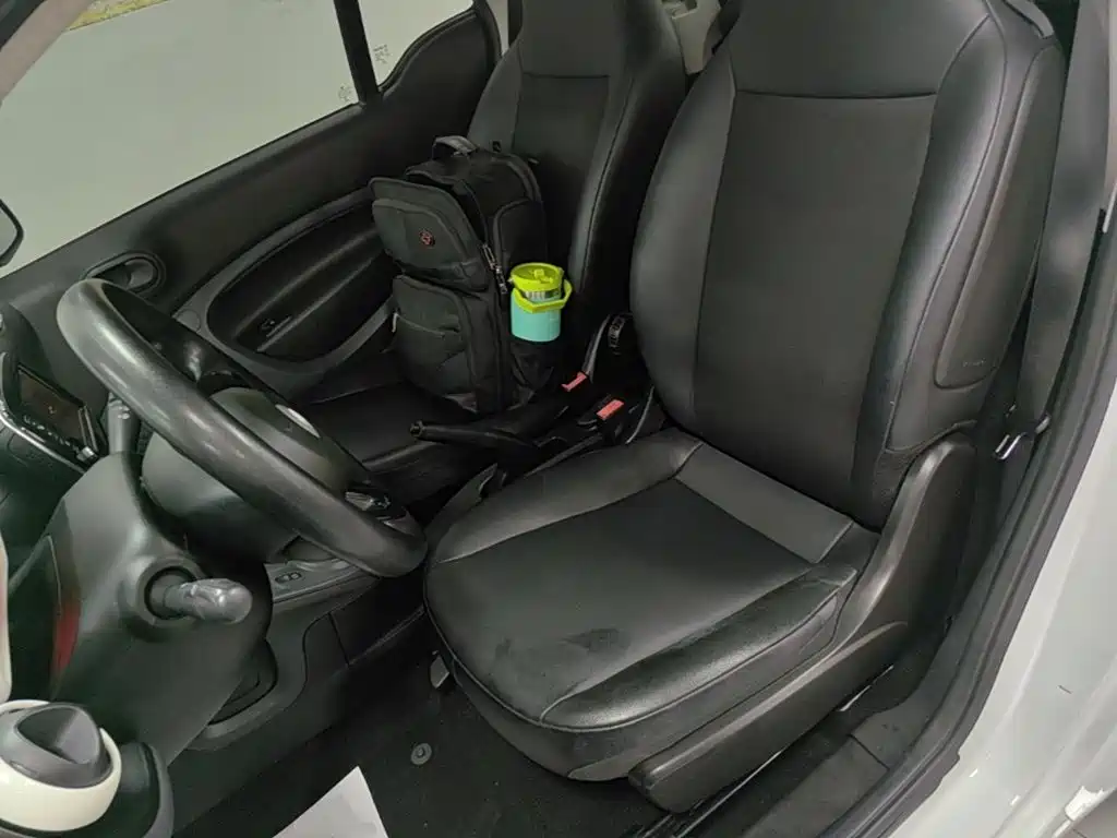 smart Smart Fortwo — миниатюра 15