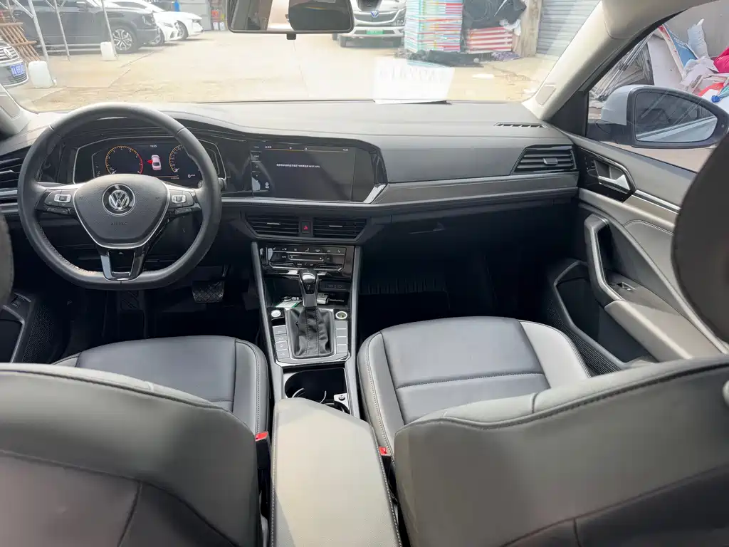 Volkswagen Sagitar — миниатюра 6