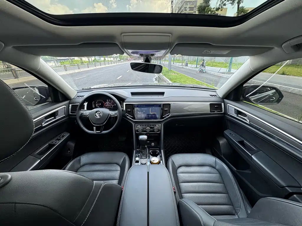 Volkswagen Teramont — миниатюра 7