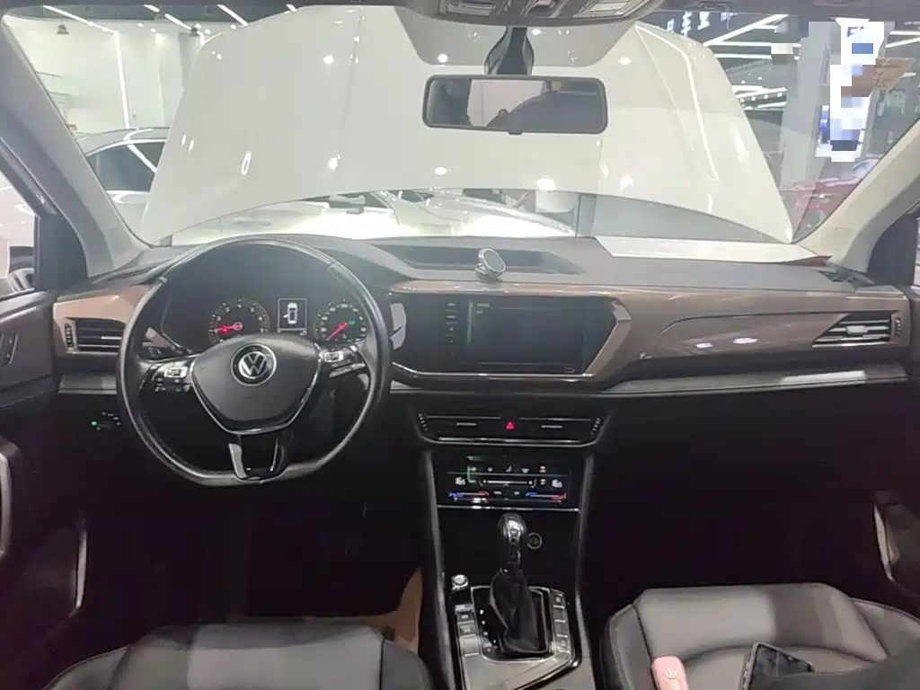 Volkswagen Tharu — миниатюра 10