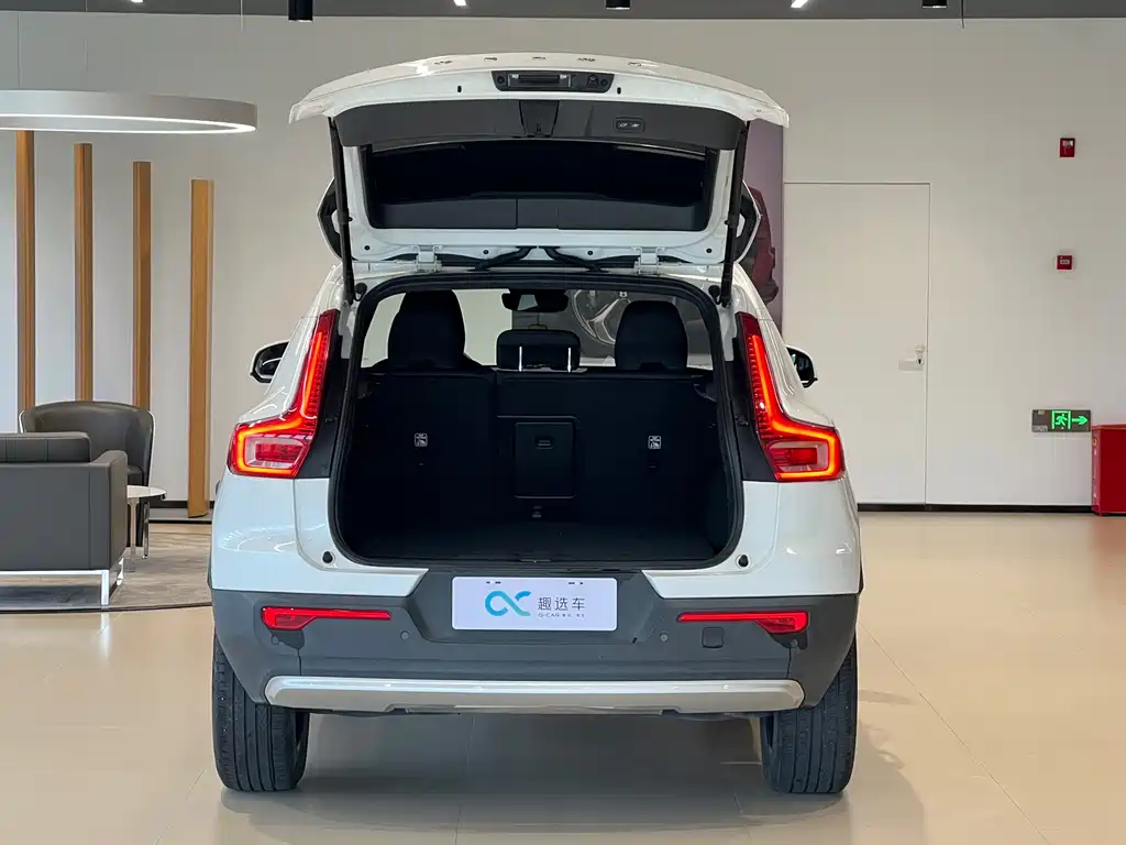 Volvo XC40 — миниатюра 16