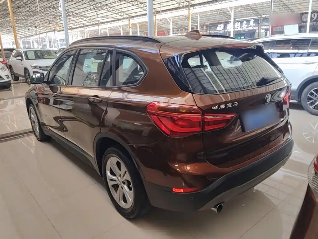 BMW X1 — миниатюра 5
