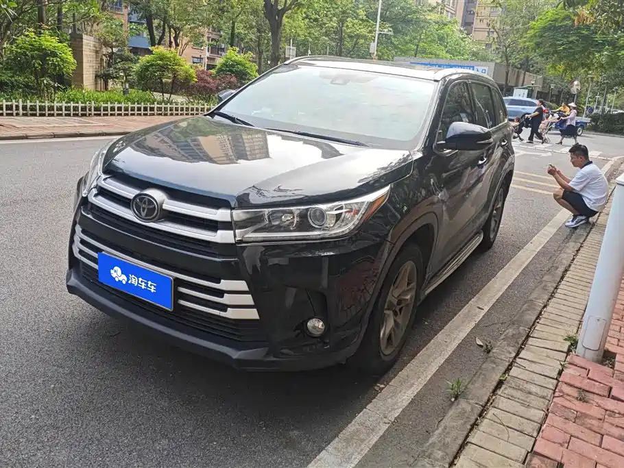 Toyota Highlander 2019