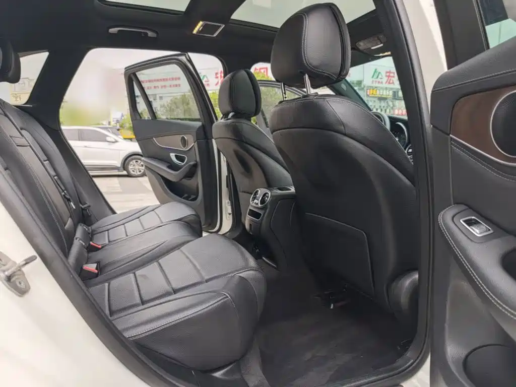 Mercedes-Benz GLC — миниатюра 7