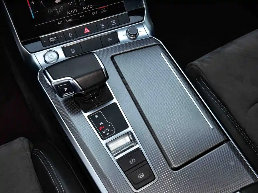 Audi A6L — миниатюра 7