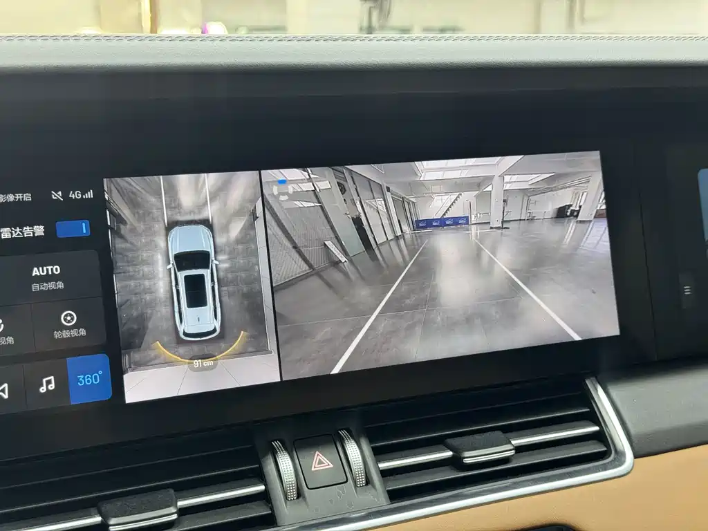 Li Auto Li ONE — миниатюра 15