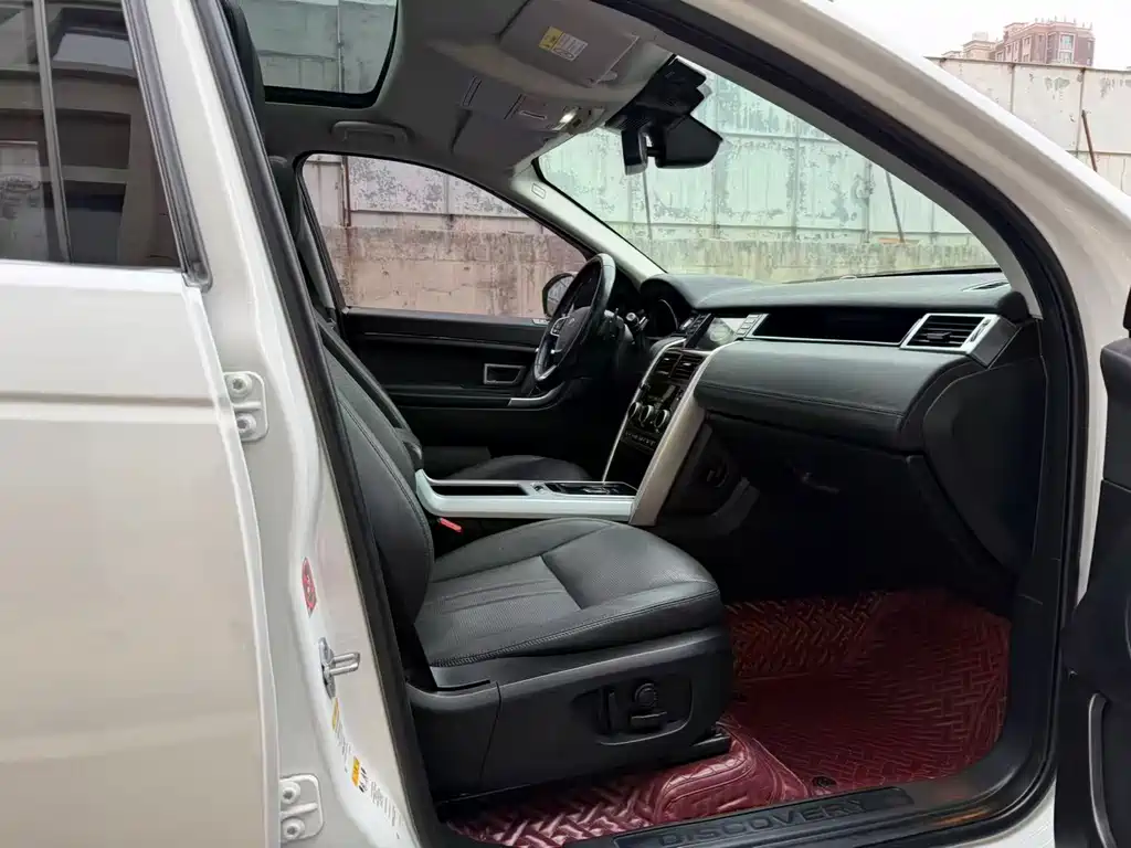 Land Rover Discovery Sport 2018 240PS SE