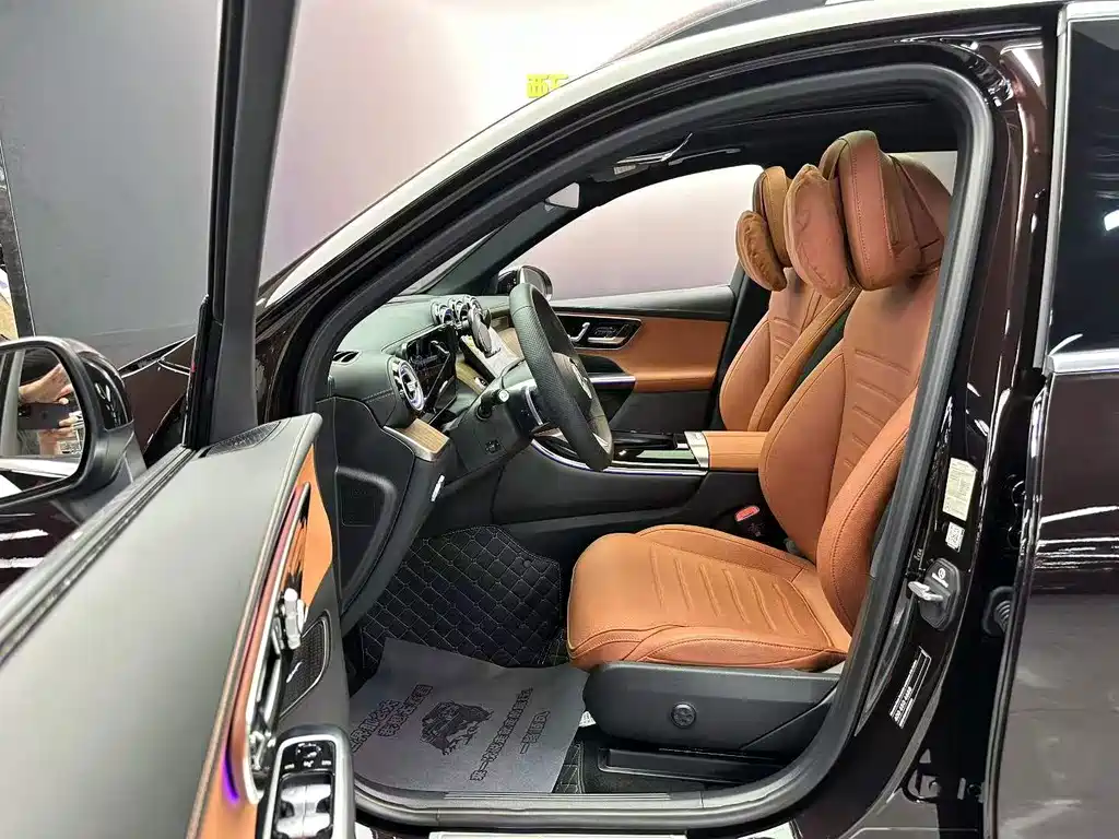 Mercedes-Benz GLC 2024 GLC 300 L 4MATIC 5 мест