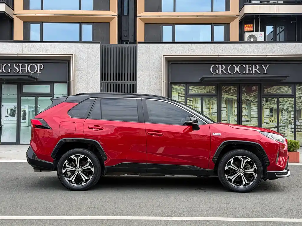Toyota RAV4 Prime — миниатюра 3