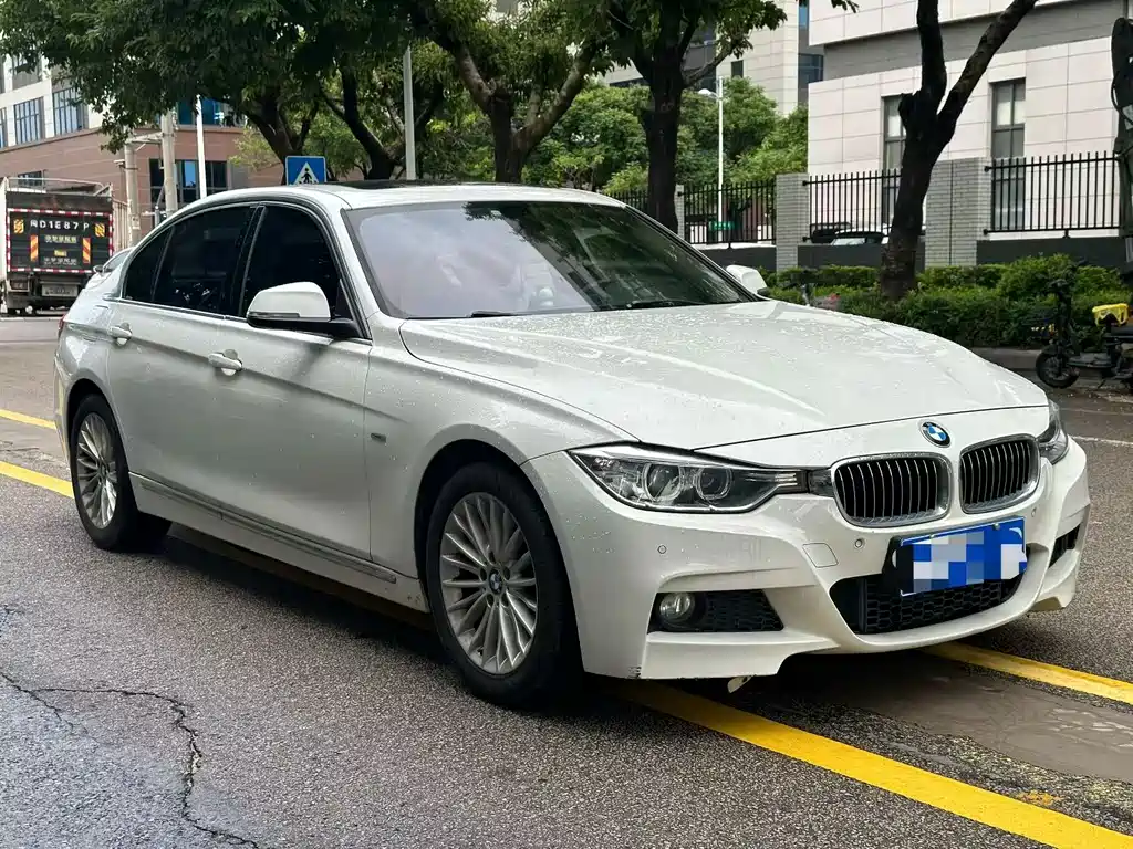 BMW 3 Series — миниатюра 3