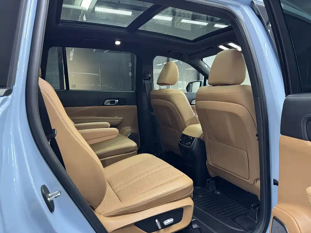 Li Auto Li ONE — миниатюра 12
