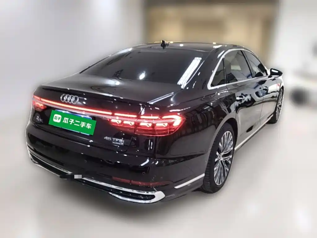 Audi A8 — миниатюра 10