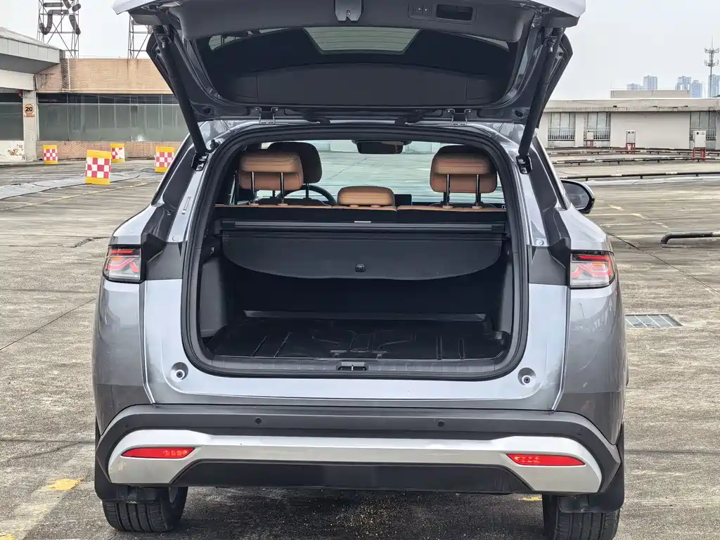 BYD L DM-i — миниатюра 10