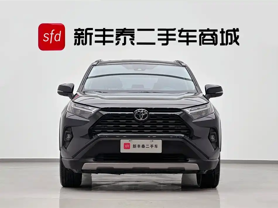 Toyota RAV4 2023 2.0L CVT Plus