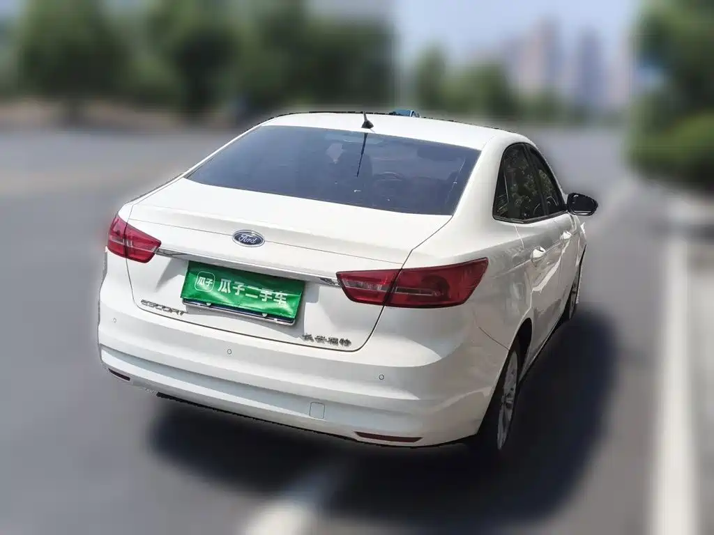 Ford Escort — миниатюра 4