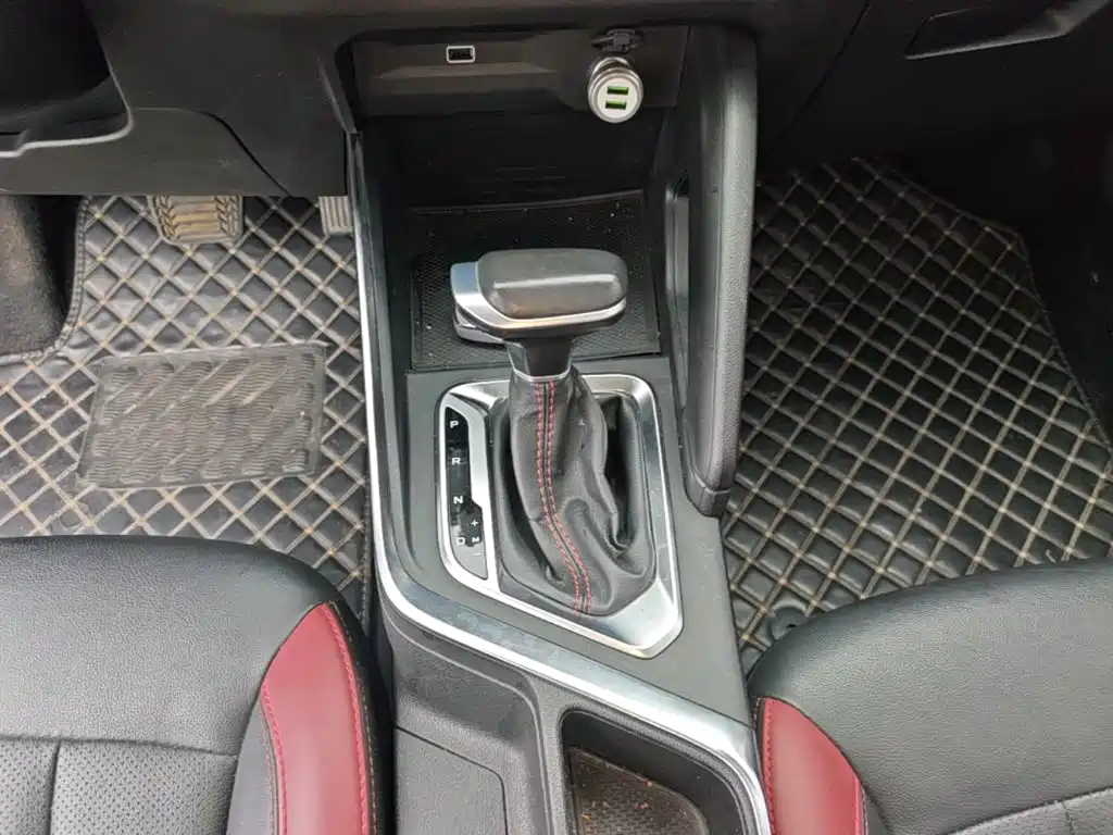 Geely Vision X3 — миниатюра 14