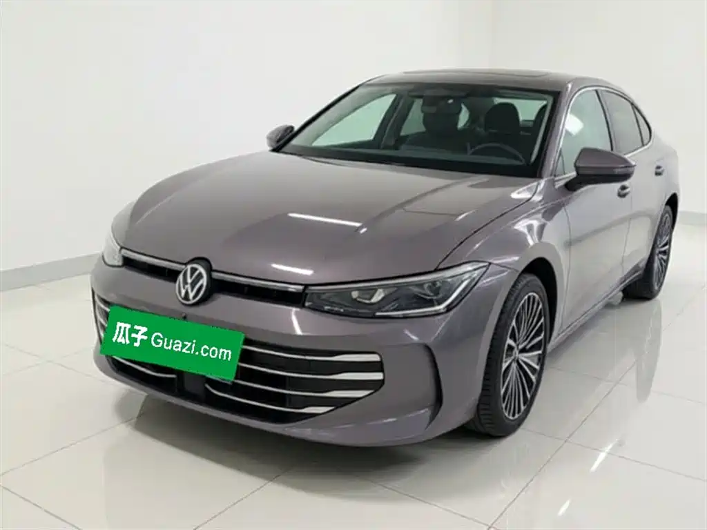 Volkswagen Passat 2025