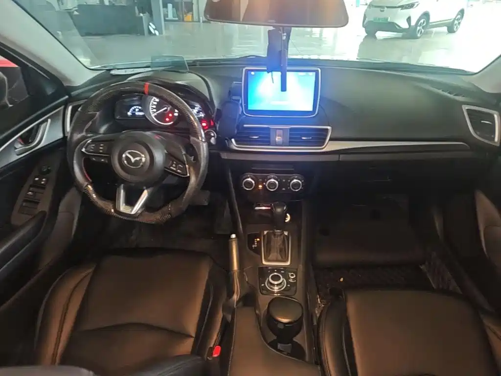 Mazda 3 Axela — миниатюра 10