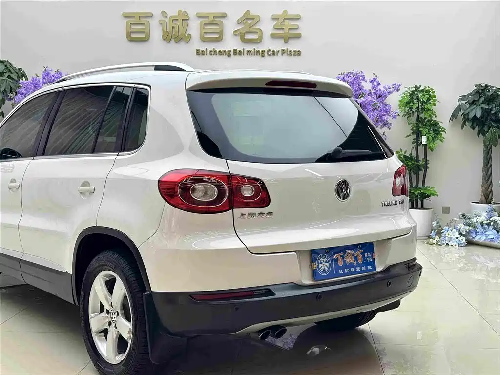 Volkswagen Tiguan — миниатюра 8