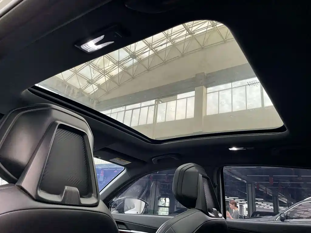 Changan UNI-V — миниатюра 9