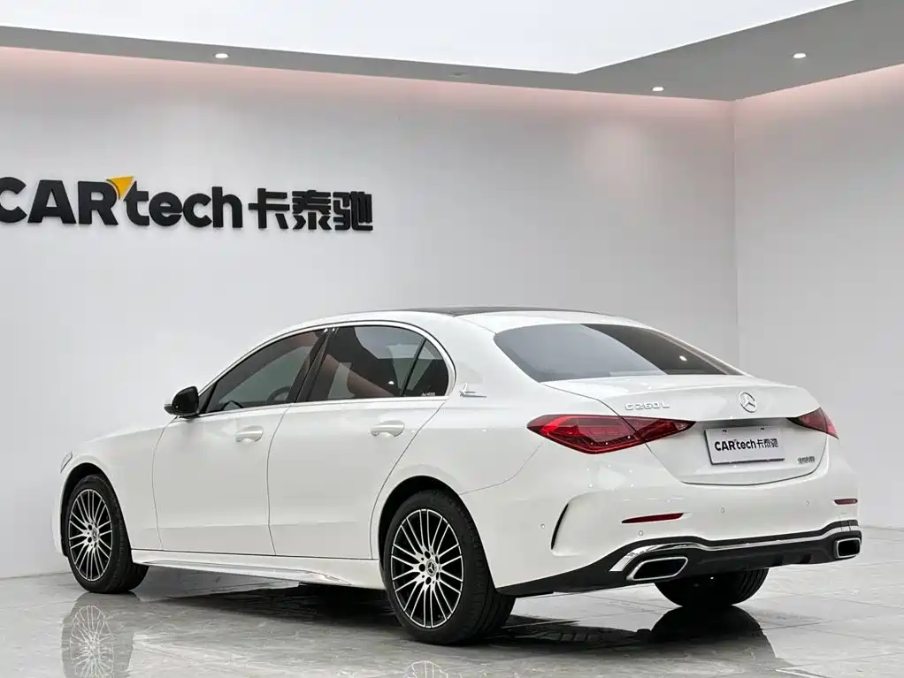 Mercedes-Benz C-Class — миниатюра 3
