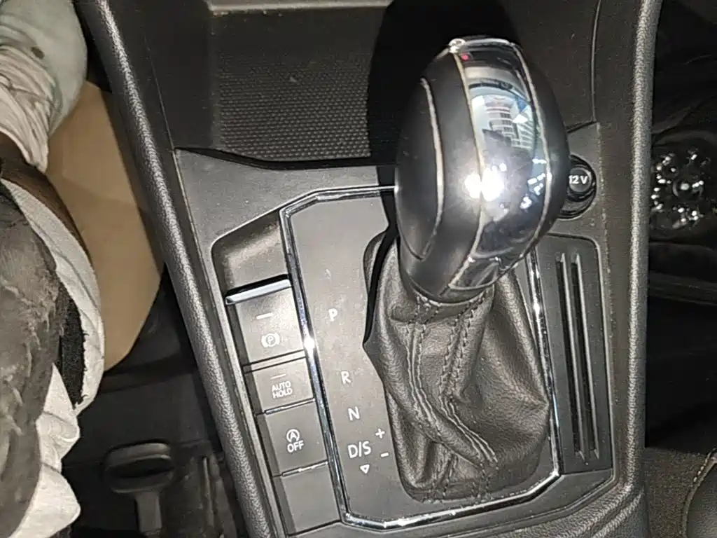 Volkswagen Lavida — миниатюра 14