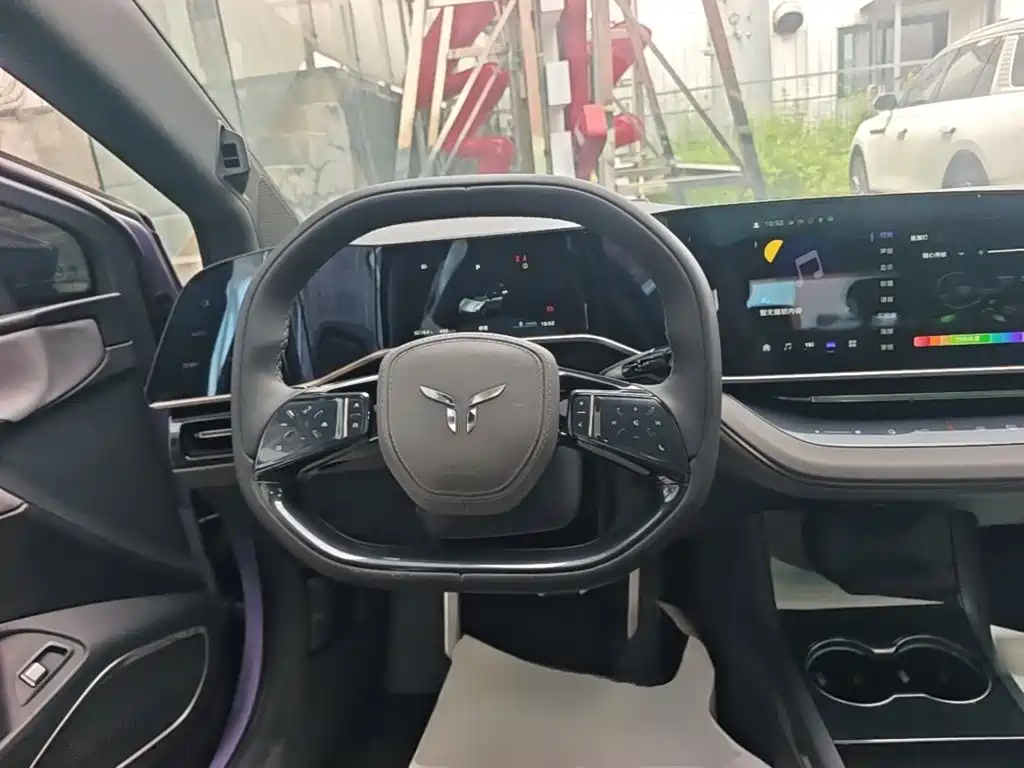 Hongqi Hongqi EH7 — миниатюра 15