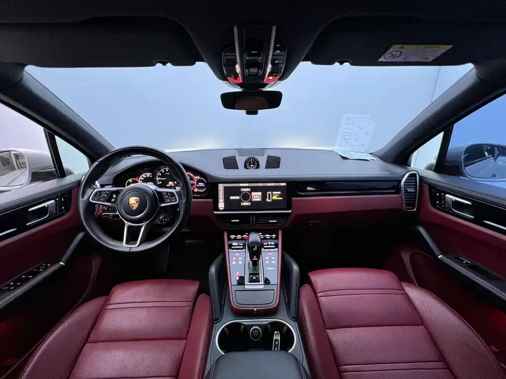 Porsche Cayenne Hybrid — миниатюра 5