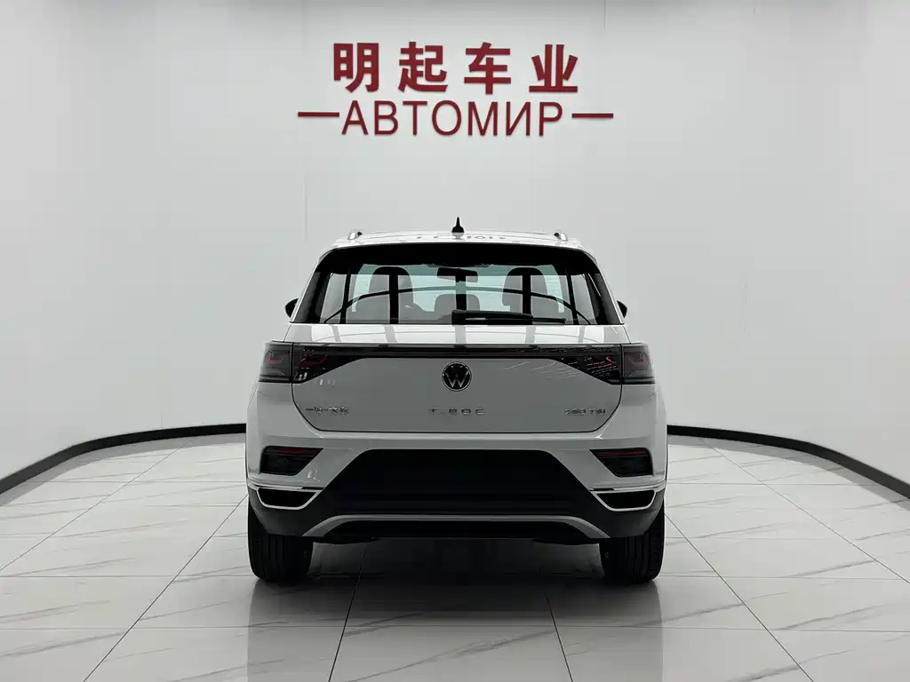 Volkswagen T-Roc — миниатюра 10