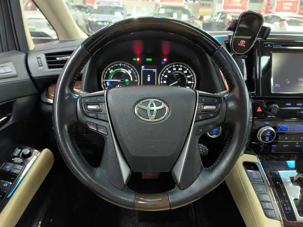 TOYOTA ELFA