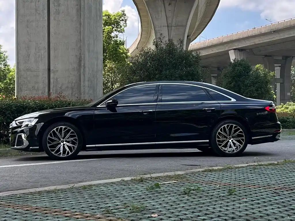 Audi A8 — миниатюра 8