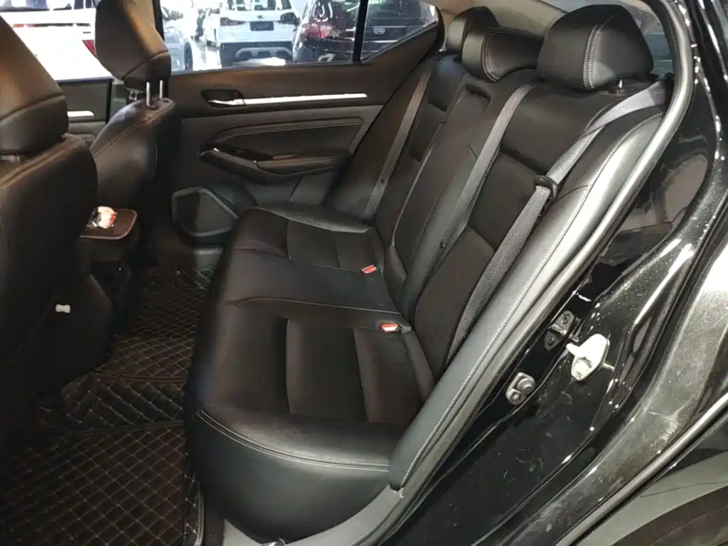 Nissan Teana — миниатюра 17