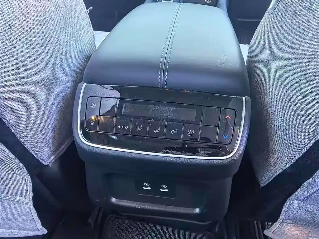 Nissan Teramont — миниатюра 4