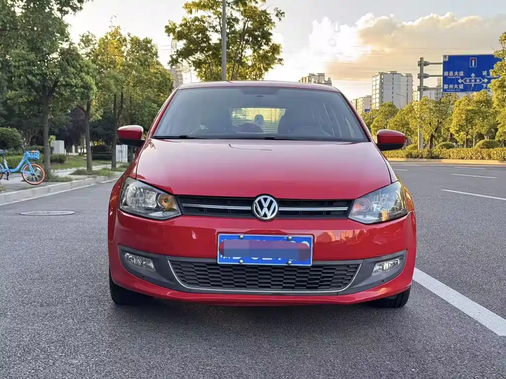 Volkswagen Polo — миниатюра 2