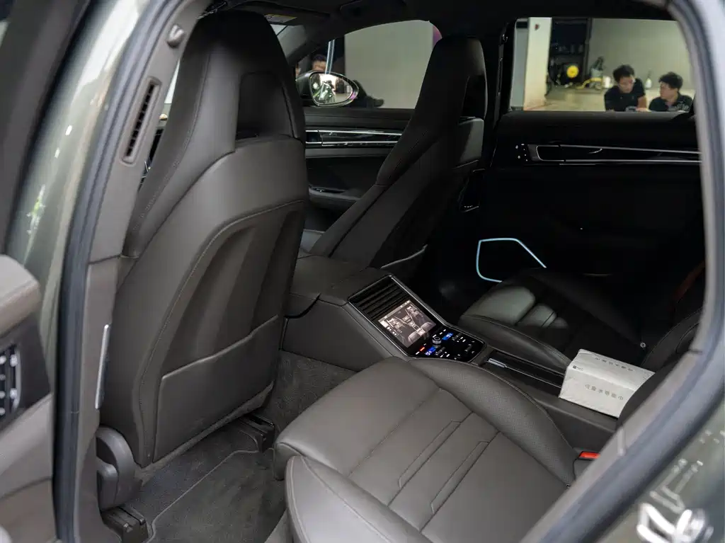 Porsche Panamera — миниатюра 17