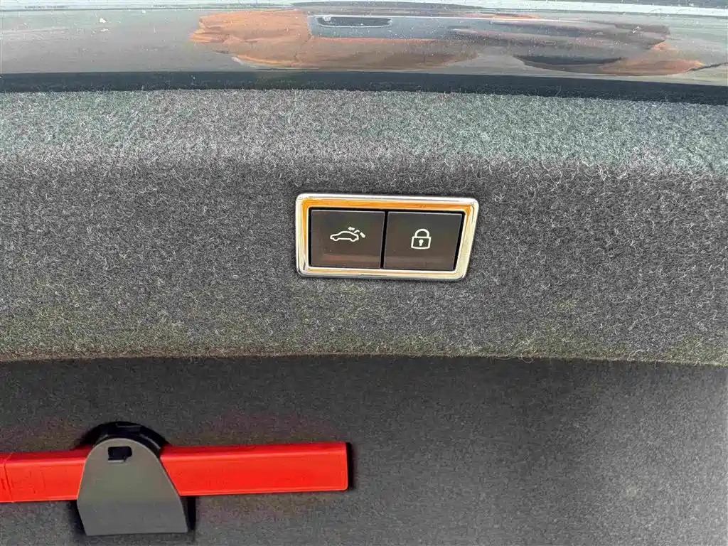 Volkswagen Phideon — миниатюра 18