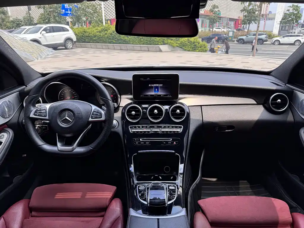 Mercedes-Benz C-Class — миниатюра 7