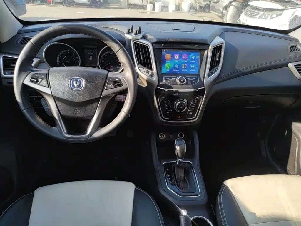 Changan CS35 — миниатюра 13