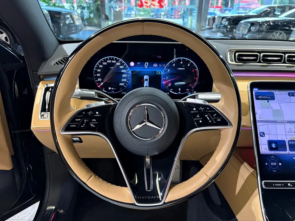 Mercedes-Benz Maybach S-Class S 680 4MATIC Virgil Abloh Limited Edition, фото 13