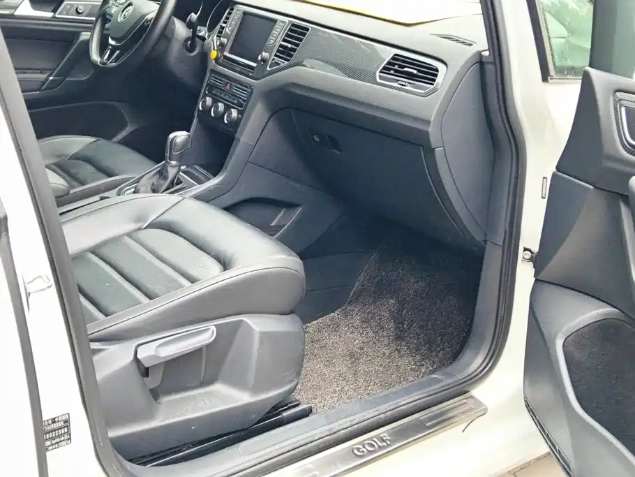 Volkswagen Golf Sportsvan — миниатюра 8