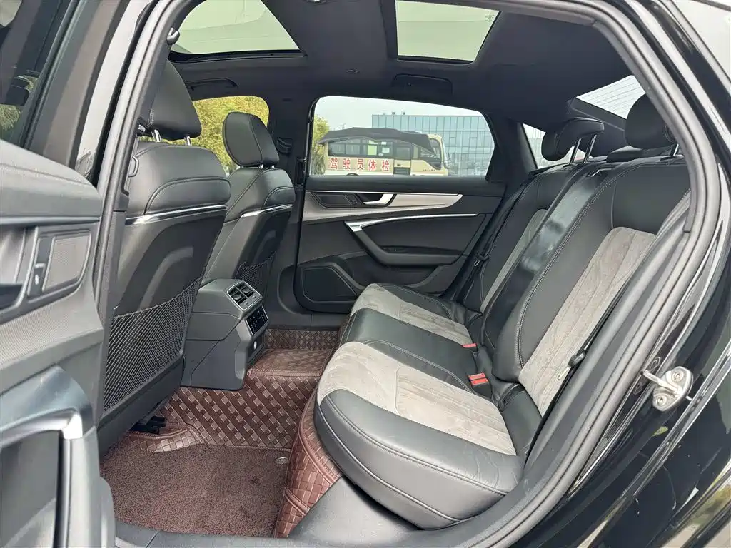 Audi A6L — миниатюра 11