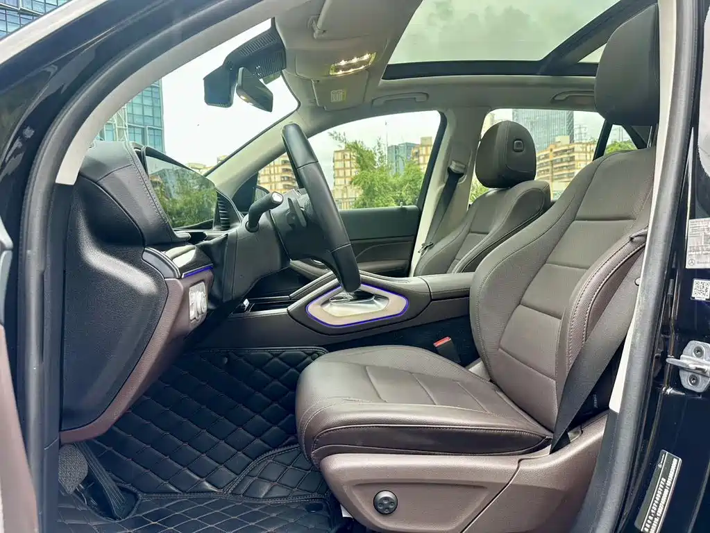 Mercedes-Benz GLE (Import) — миниатюра 9