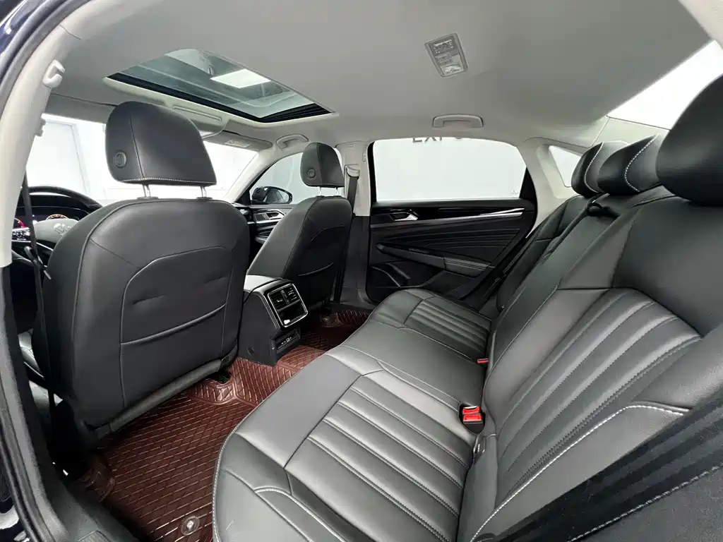 Volkswagen Passat — миниатюра 15