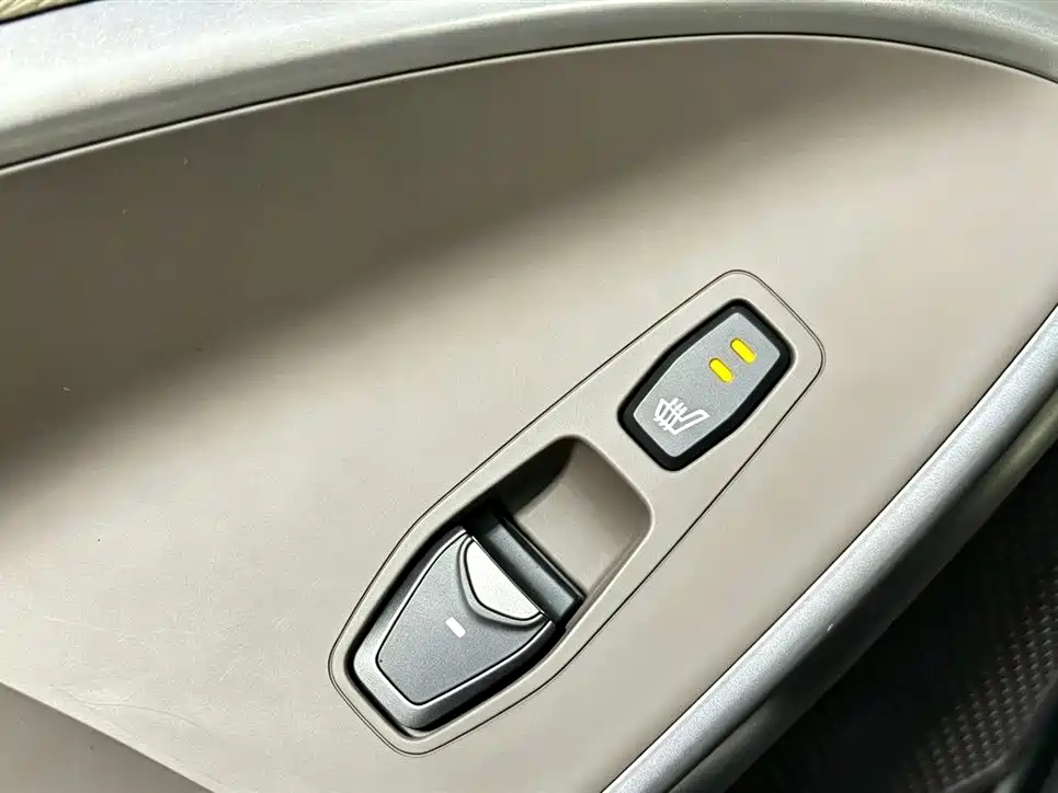 Hyundai Santa Fe — миниатюра 13