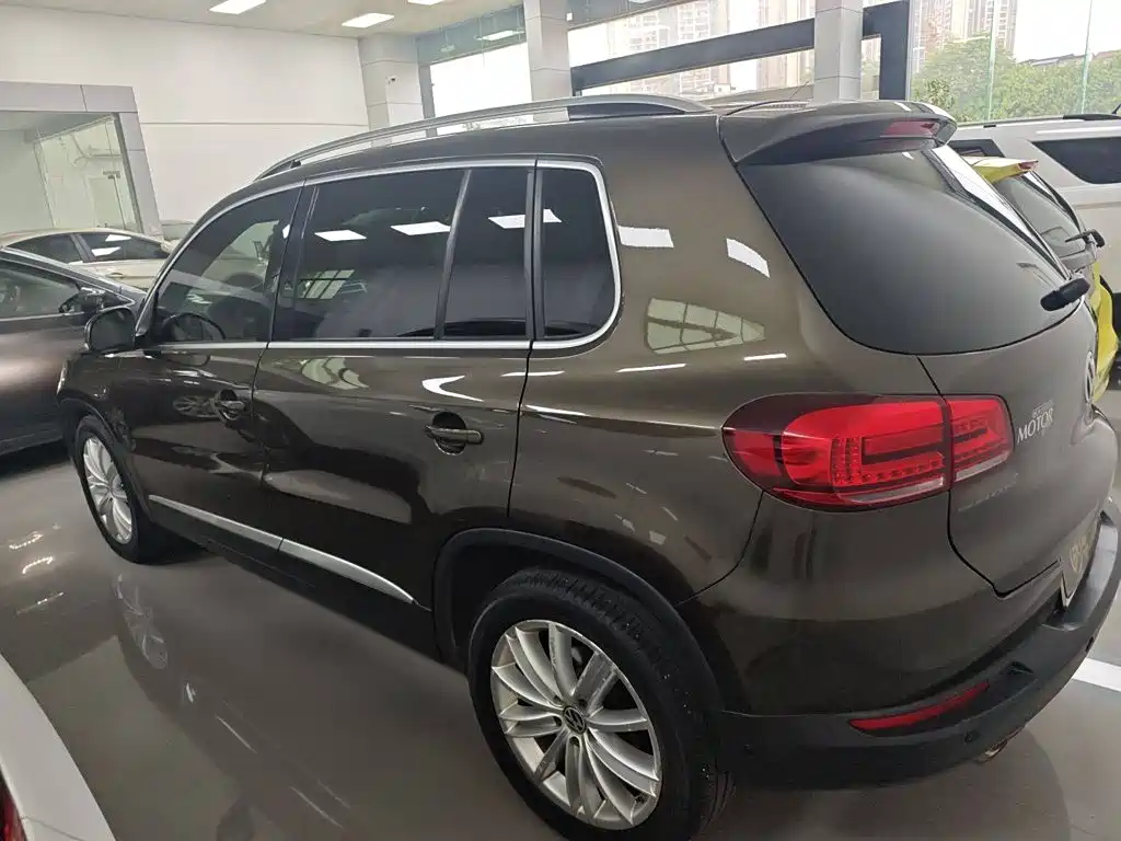 Volkswagen Tiguan — миниатюра 5