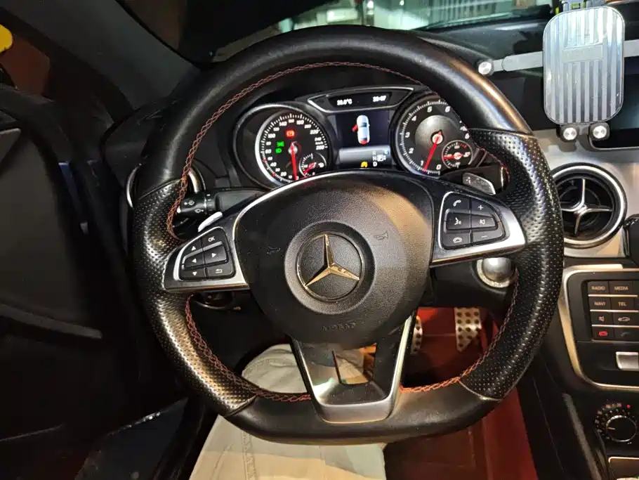 Mercedes-Benz CLA (Import) — миниатюра 15