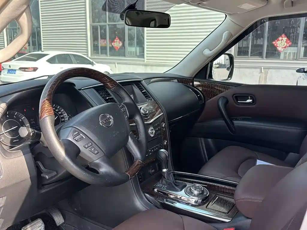Nissan Patrol 2018 4.0L