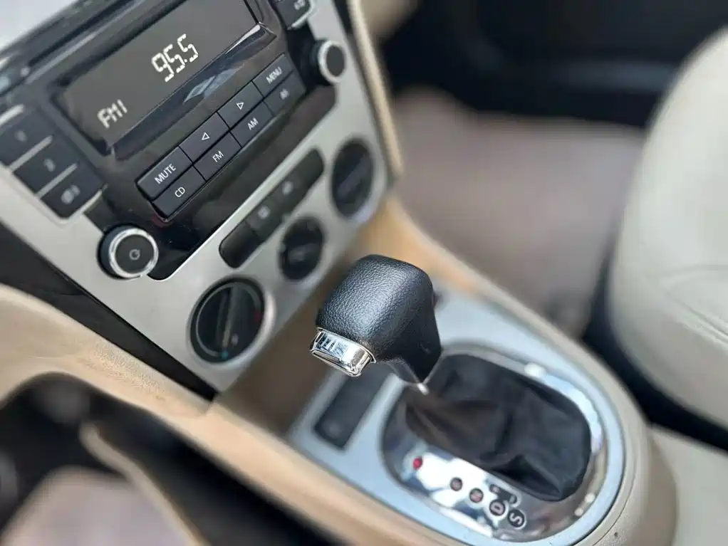 Volkswagen Lavida — миниатюра 6