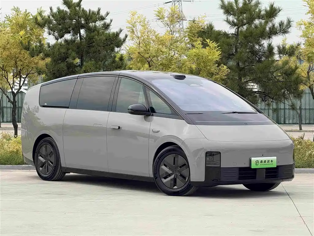 Li Auto Li MEGA — миниатюра 3