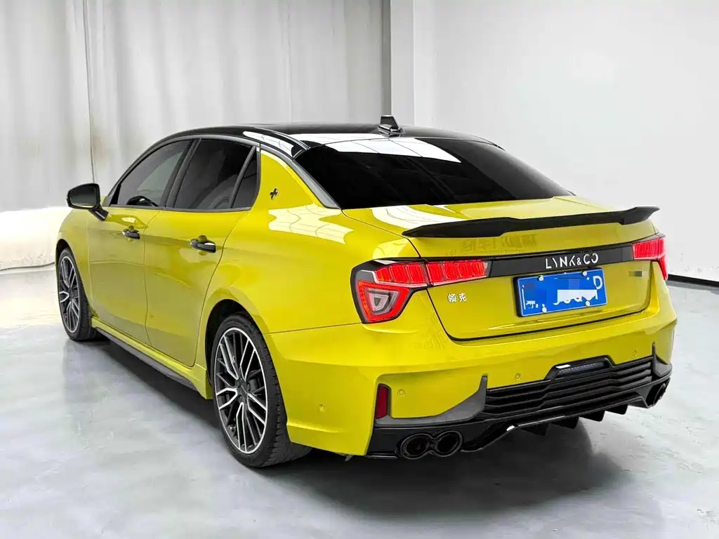 Lynk & Co 03 — миниатюра 12